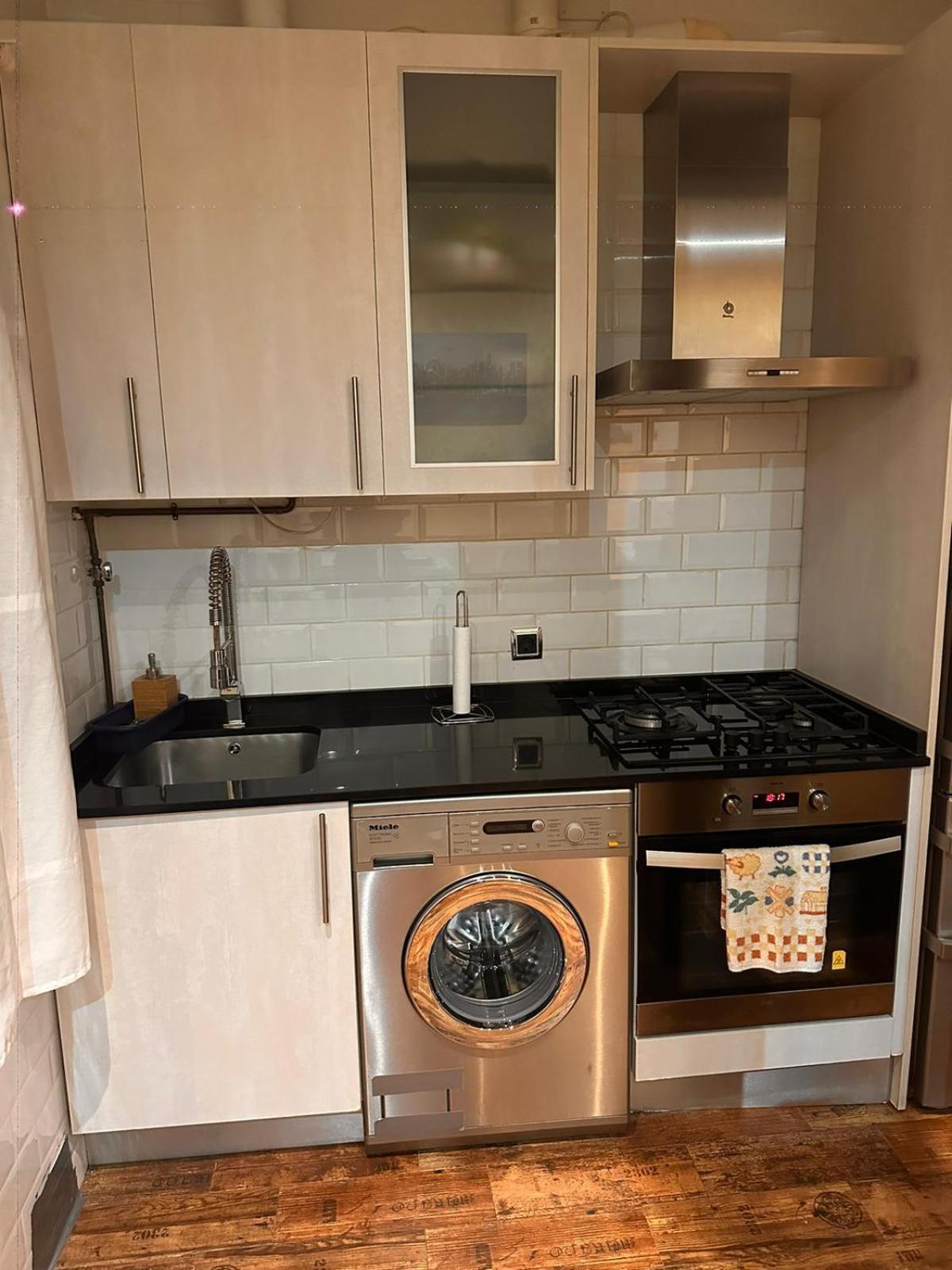 Apartament Casa Centrica, En Barrio Bohemio Madryt Zewnętrze zdjęcie